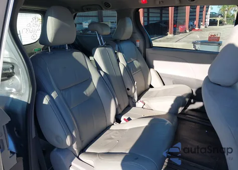 2018 Toyota Sienna L 7 Passenger from USA, damaged, VIN 5TDZZ3DC1JS946187